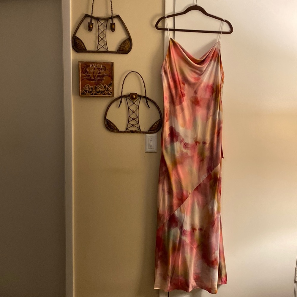 NWT Aidan by Aidan Mattock Watercolor Print Satin Gown Pink Multi